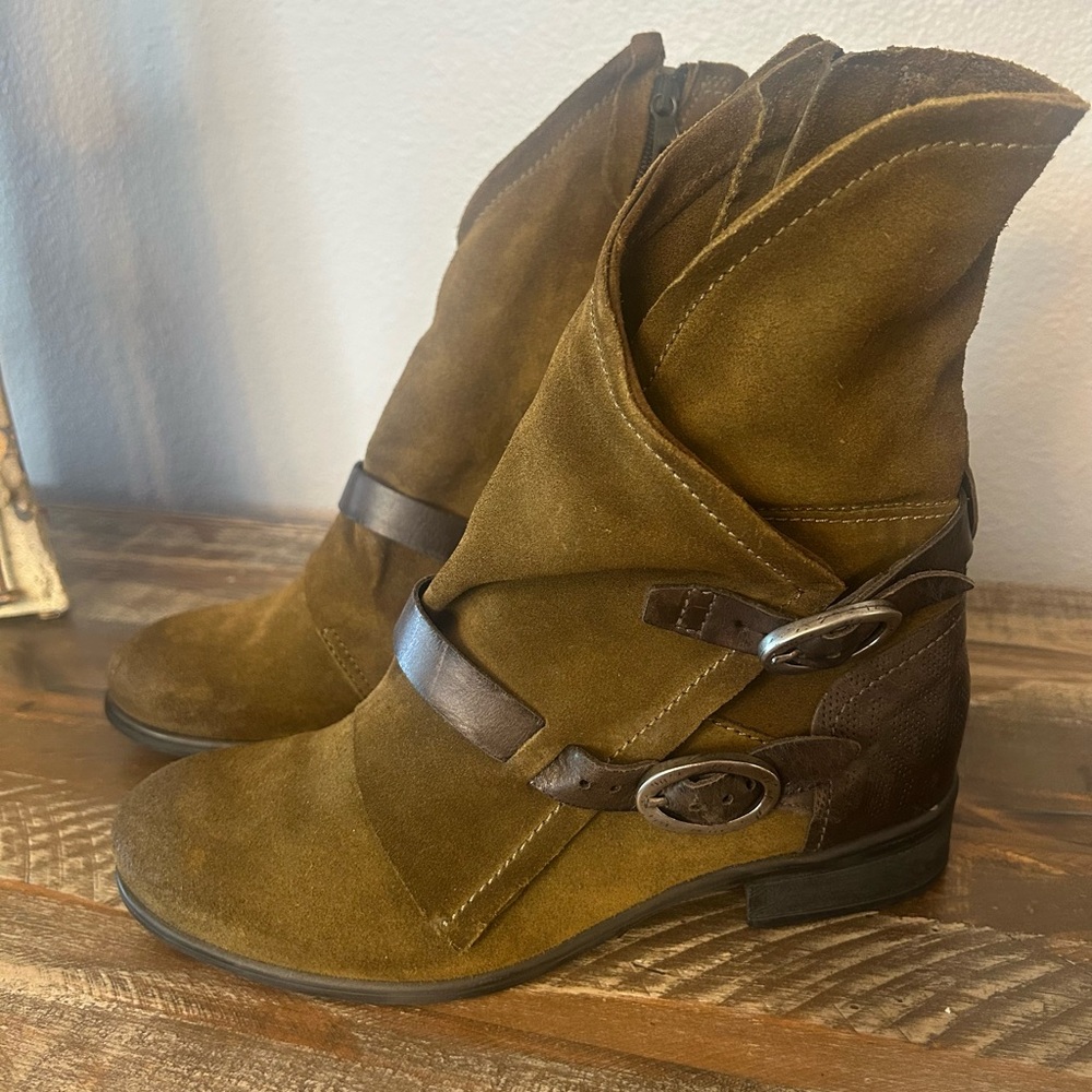 Miz Mooz Sydney Olive Suede Boots